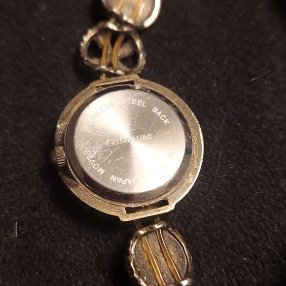 Vintage Avon Bejeweled Stretch Quartz Watch - Picture 4 of 6